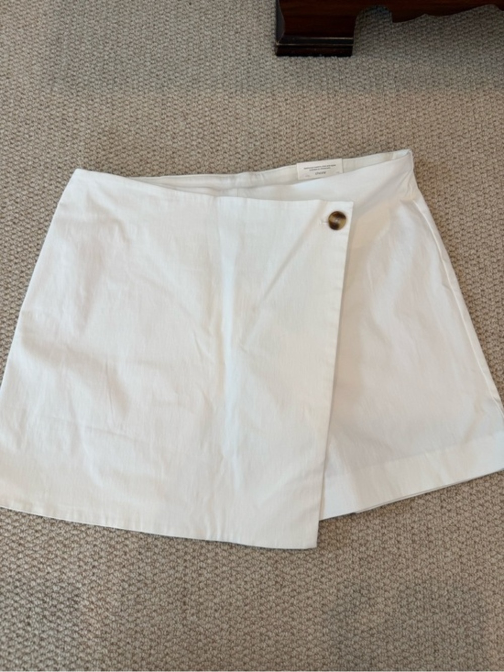Chico's NWT Brigitte Pull-On Asymmetrical Wrap Skort Alabaster Size 16